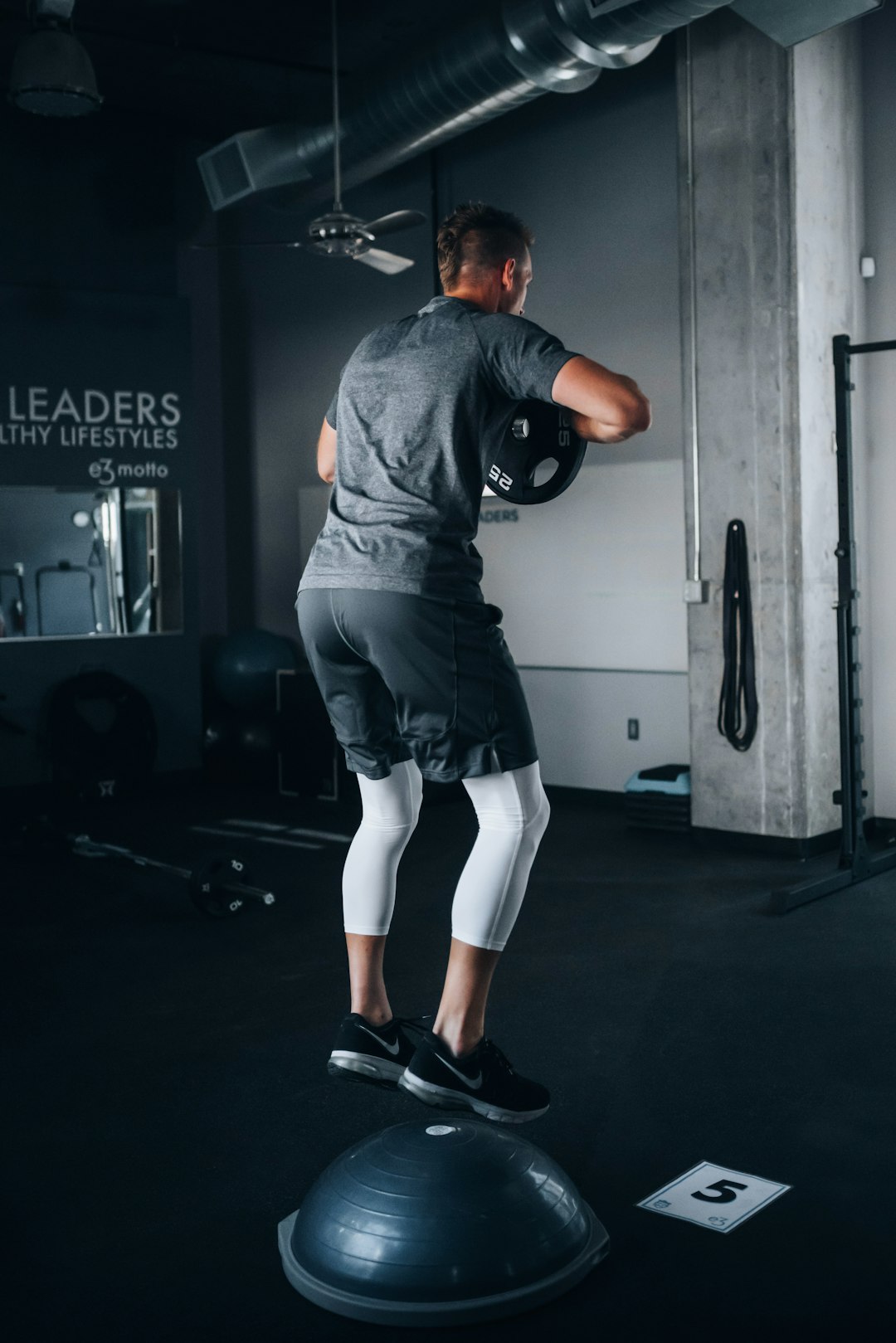 Mastering Advanced Hip Hop: A Technical Guide to Power Moves, Isolations, and Freestyle Development