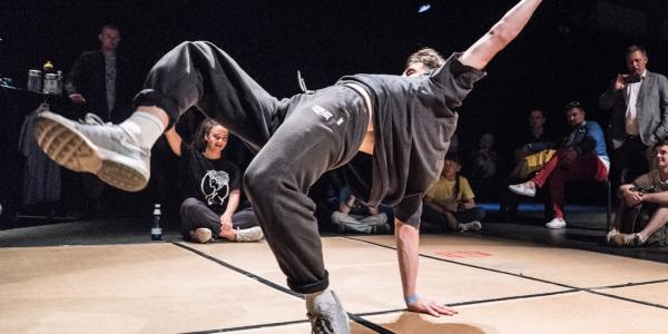 The Importance of Collaboration: Working Together in Contemporary Dance