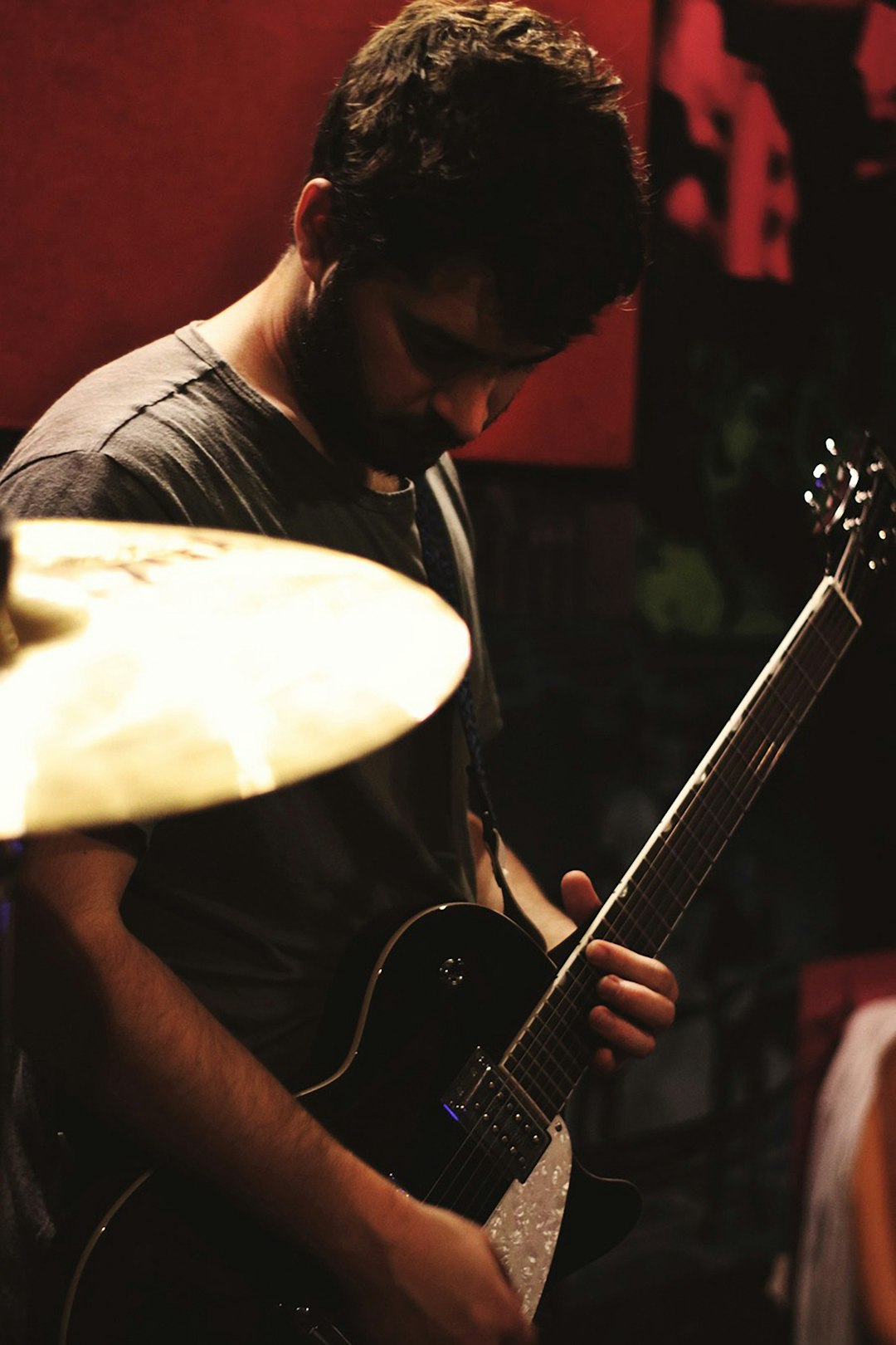 "Rhythm & Fire: Ultimate Salsa Playlist Recommendations"