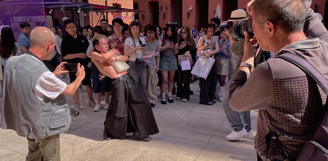 Beyond the Studio: Finding Choreographic Inspiration in Urban Landscapes