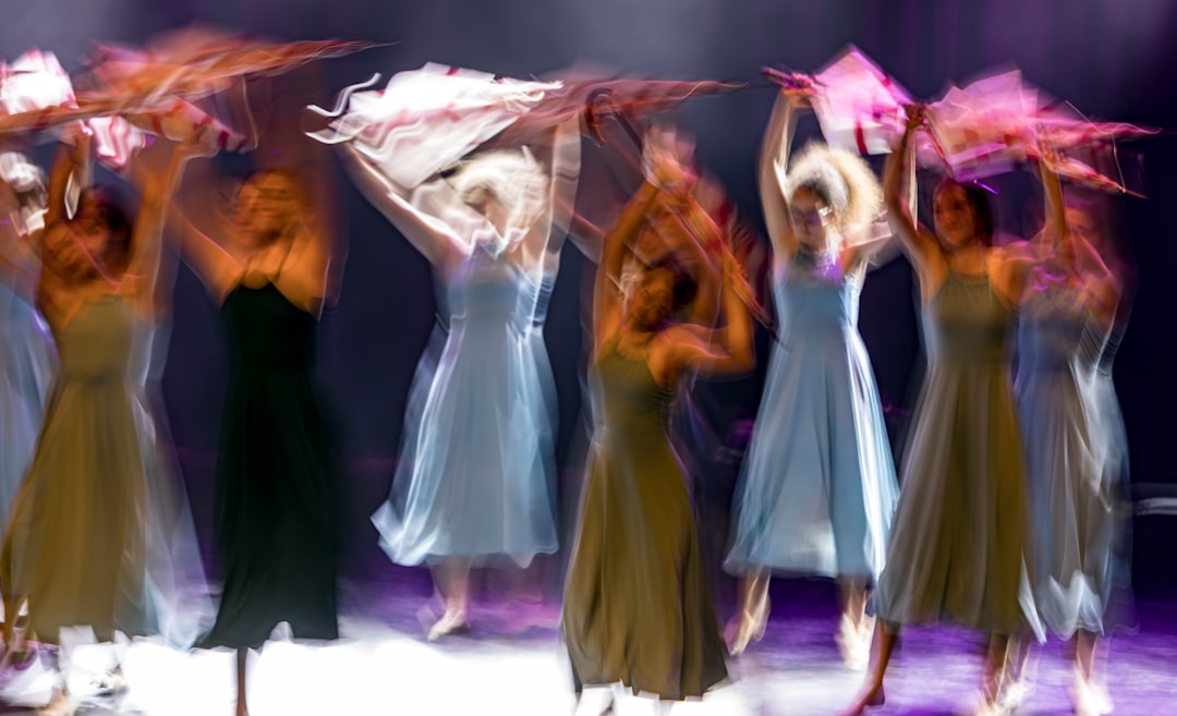From Ballroom to Browser: How Digital Tools Are Reshaping Lindy Hop—and What We Risk Losing