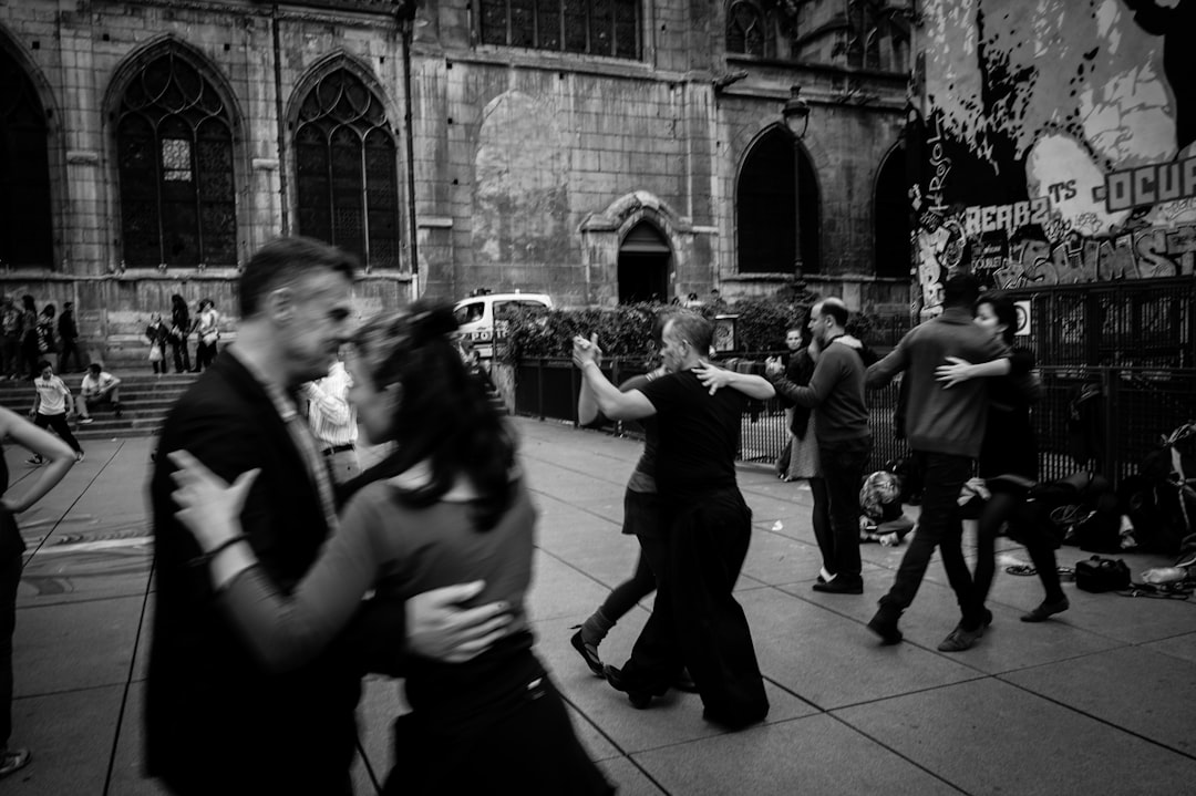 Tango for Beginners: What Your First Class Actually Feels Like (And How to Prepare)