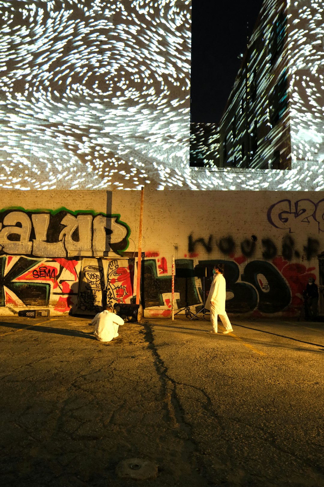From the Cipher to the Stage: Building a Hip Hop Dance Wardrobe That Moves With You