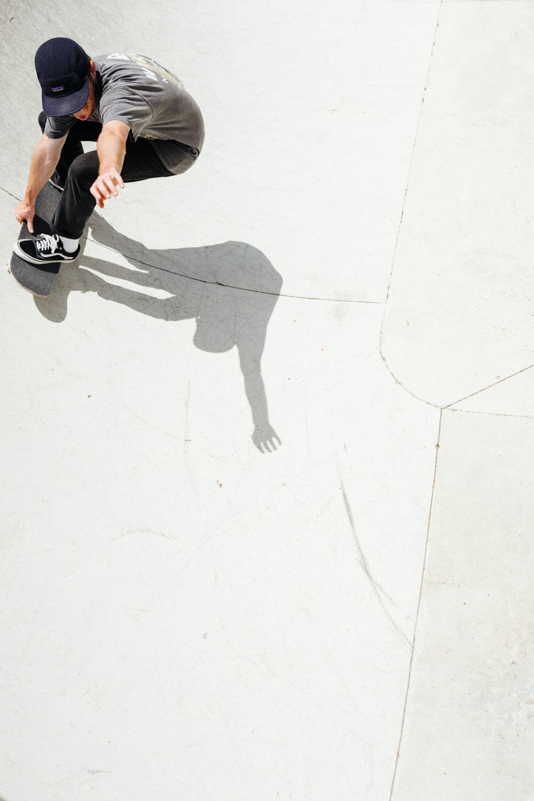 **Unlock Your Inner B-Boy/B-Girl: A Simple Starter Guide to Breakdancing**