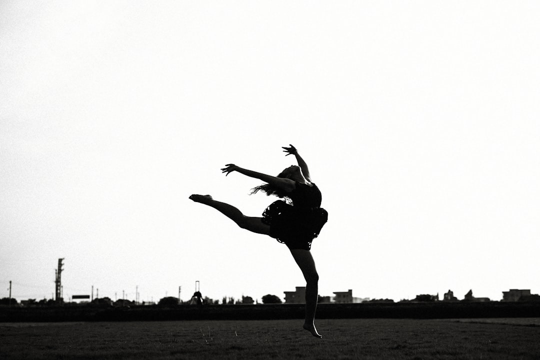 Beginner's Ballet Class: The Ultimate Guide to Gear, Mindset & Preparation