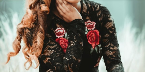 **Essential Flamenco Guitar: Top 10 Tracks for Authentic Atmosphere**
