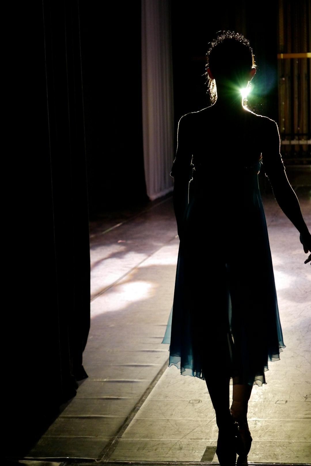 Swing Dance Style Guide: How to Dress for Comfort, Movement, and Authenticity