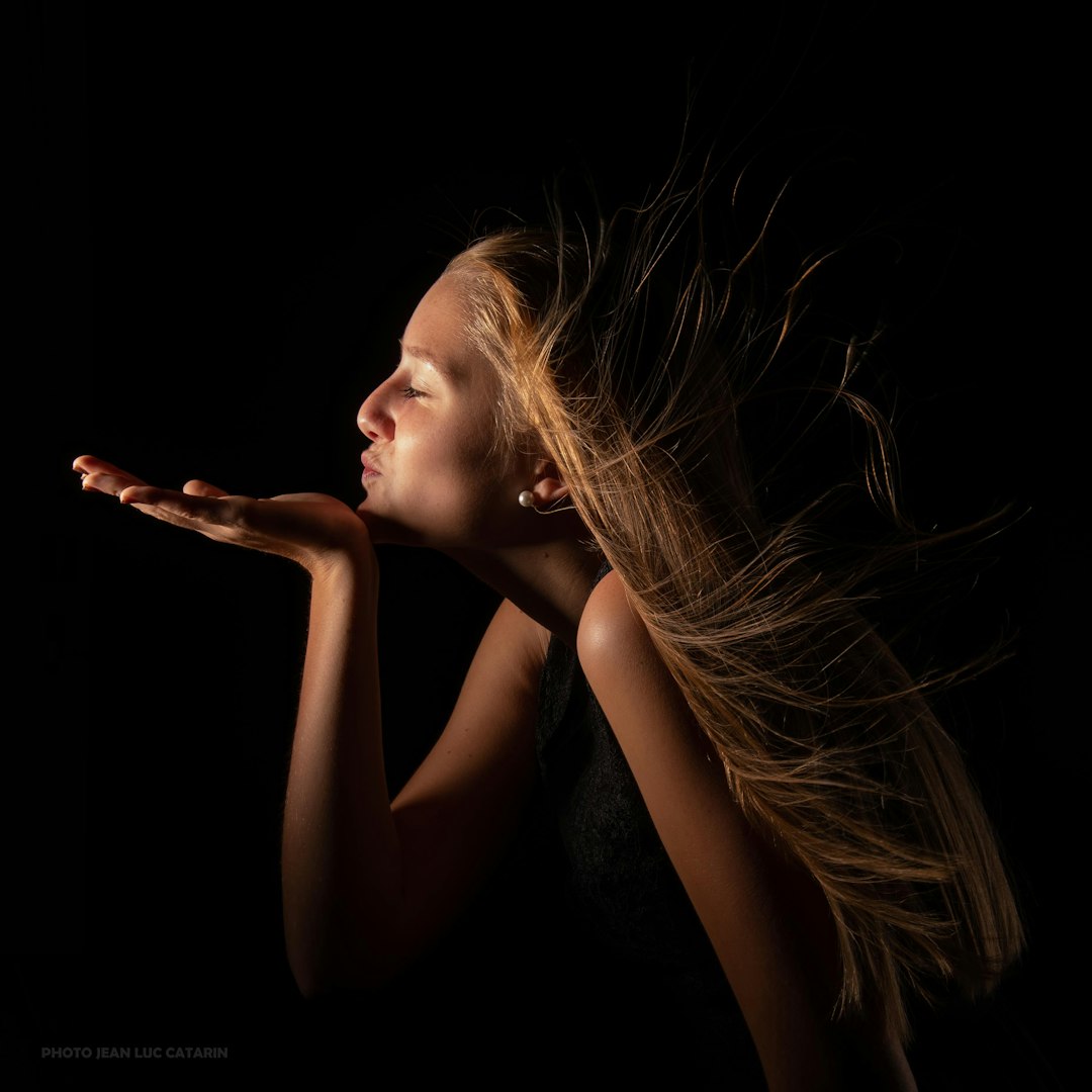**"Essential Tips for Choosing Comfortable & Stylish Contemporary Dancewear"**