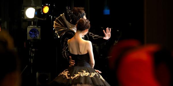 Salsa Innovation: Exploring New Moves and Styles for the Experienced Dancer