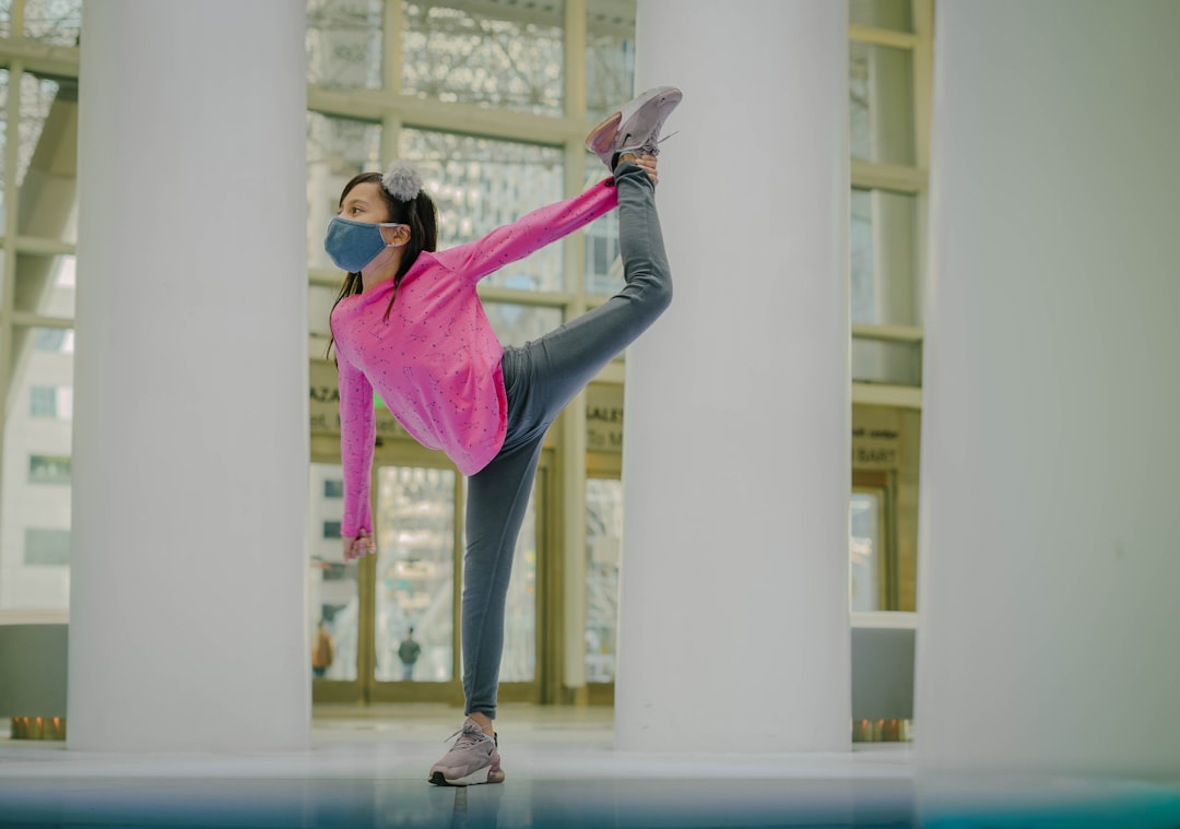 Forget the Steps: How to Actually *Feel* Lindy Hop from Day One
