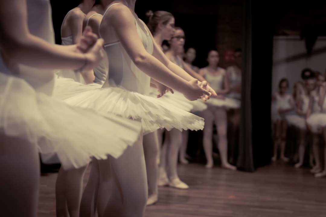 Best Ballet Shoes for Beginners: A Complete Guide to Split-Sole vs. Full-Sole, Canvas vs. Leather, and Finding Your Perfect Fit