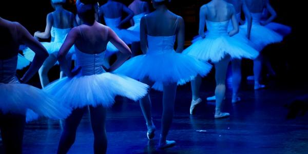 From Studio to Stage: Choosing Dance Shoes That Enhance Your Jazz Performance