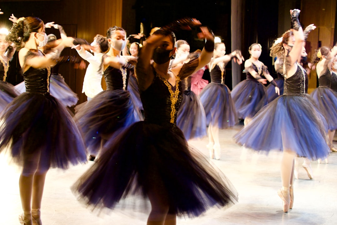 5 Classic Swing Dance Styles Every Intermediate Dancer Should Know