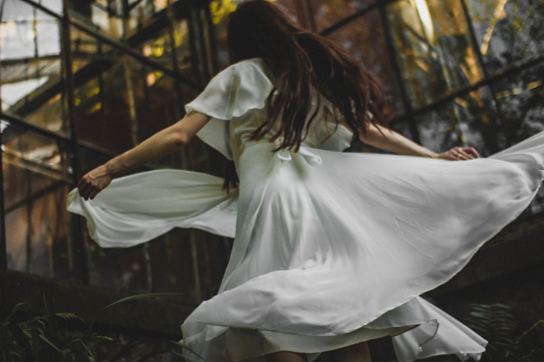 Contemporary Dance for Beginners: A Step-by-Step Guide to Your First Moves