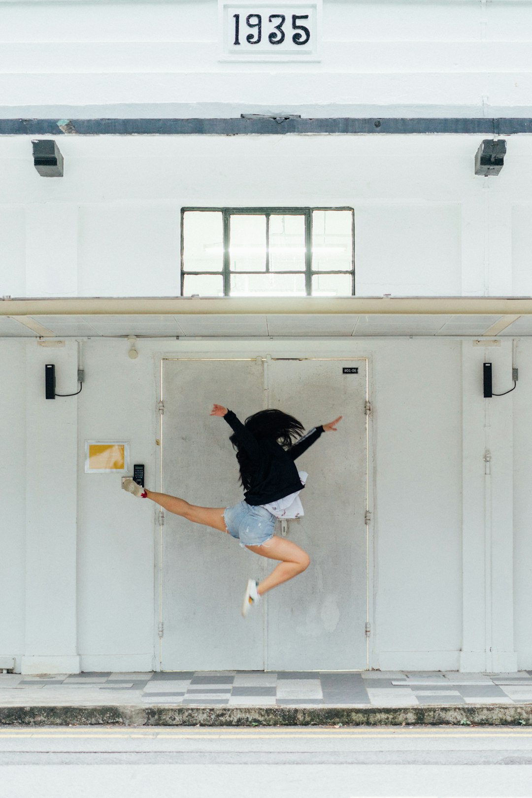 Lyrical Dance for Beginners: Your Complete Guide to Finding Flow and Expression