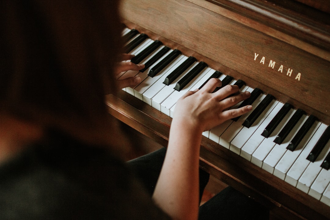Elevate Your Lyrical Artistry: Advanced Techniques for Emotional Storytelling and Dynamic Control.
