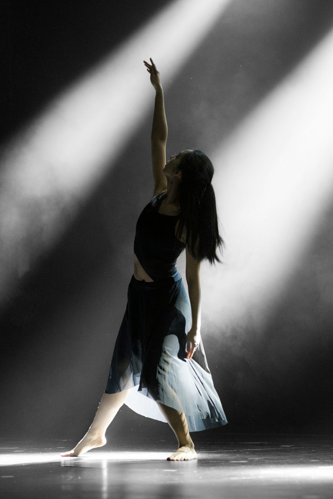 Lindy Hop Travel Guide: 5 Essential Cities for Swing Dancers