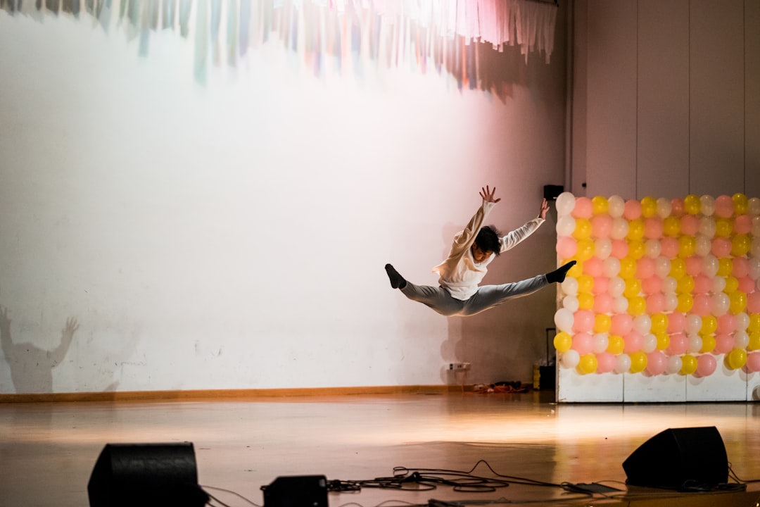 Stop Counting Steps, Start Telling Stories: How Salsa Dancers Become Artists