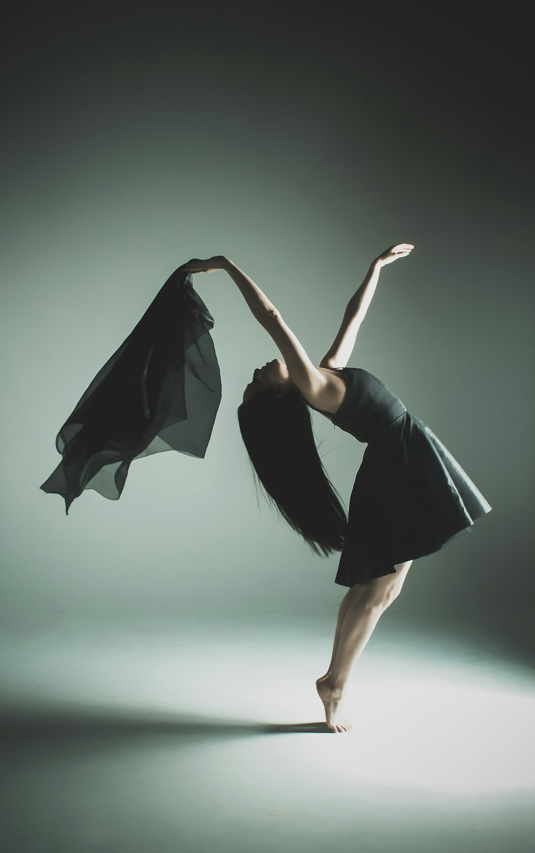 Sustainable Swing: How Lindy Hoppers Are Cutting a New Path to a Greener Dance Floor