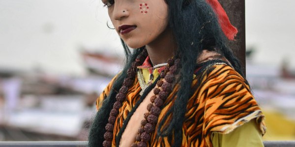 **Essential Flamenco Guitar Tracks: The Top 5 Albums Every Dancer Needs**